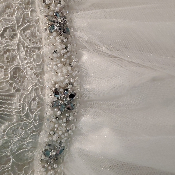 Chantilly Place White Formal Dress - Picture 3 of 9